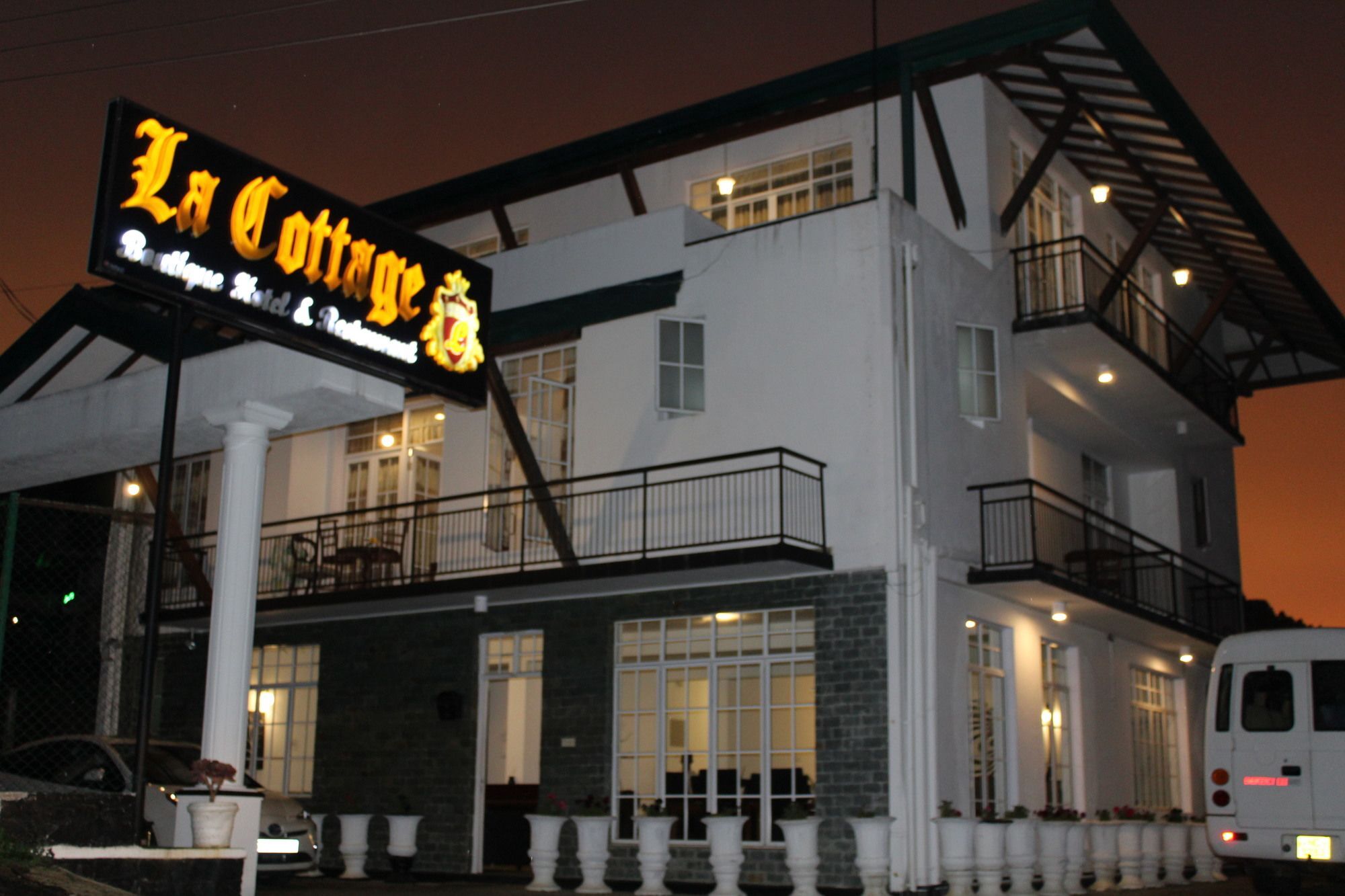 La Cottage Boutique Hotel & Restaurant Nuwara Eliya Exterior photo